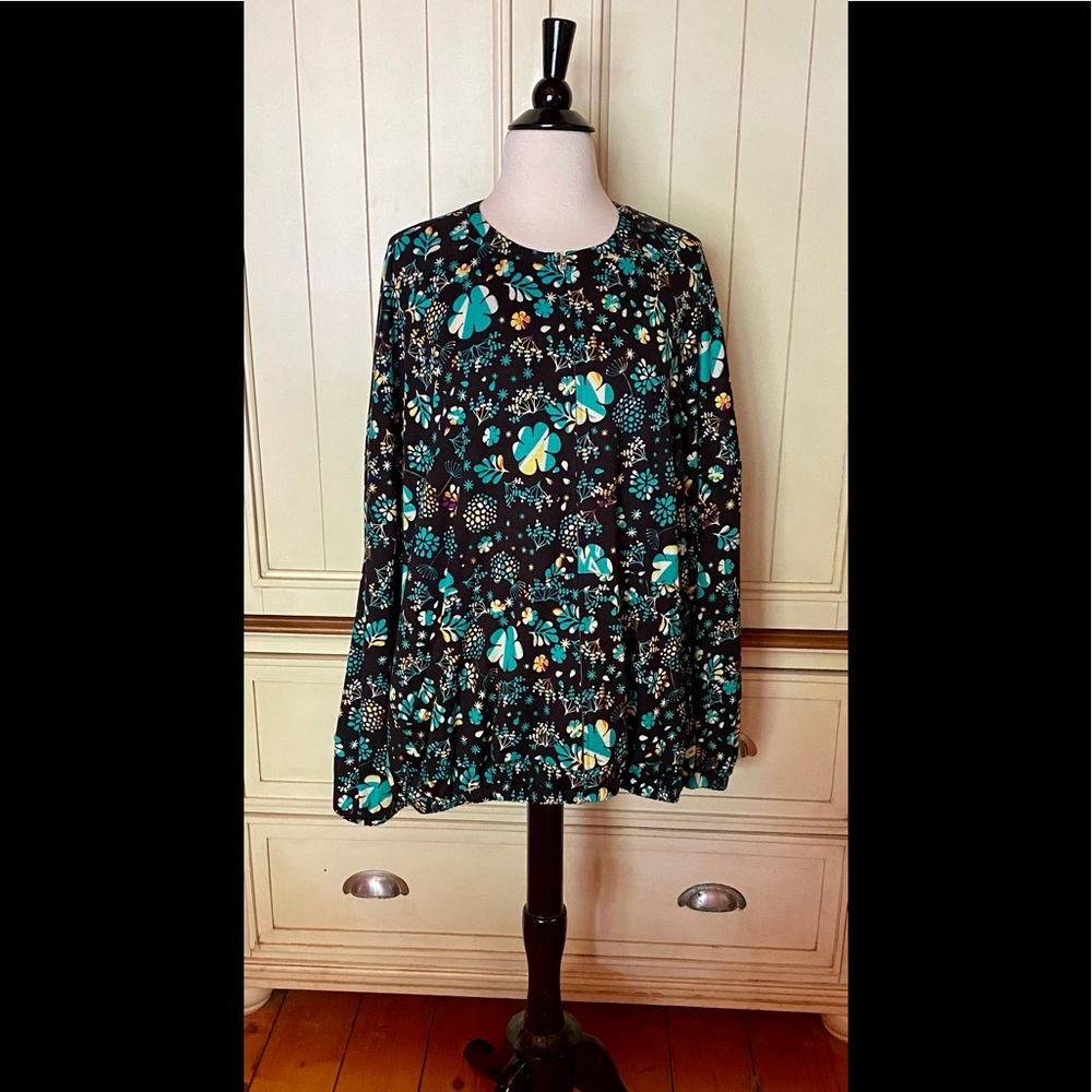 🌟LuLaRoe Supply Bomber Style Lightweight Jacket🌟